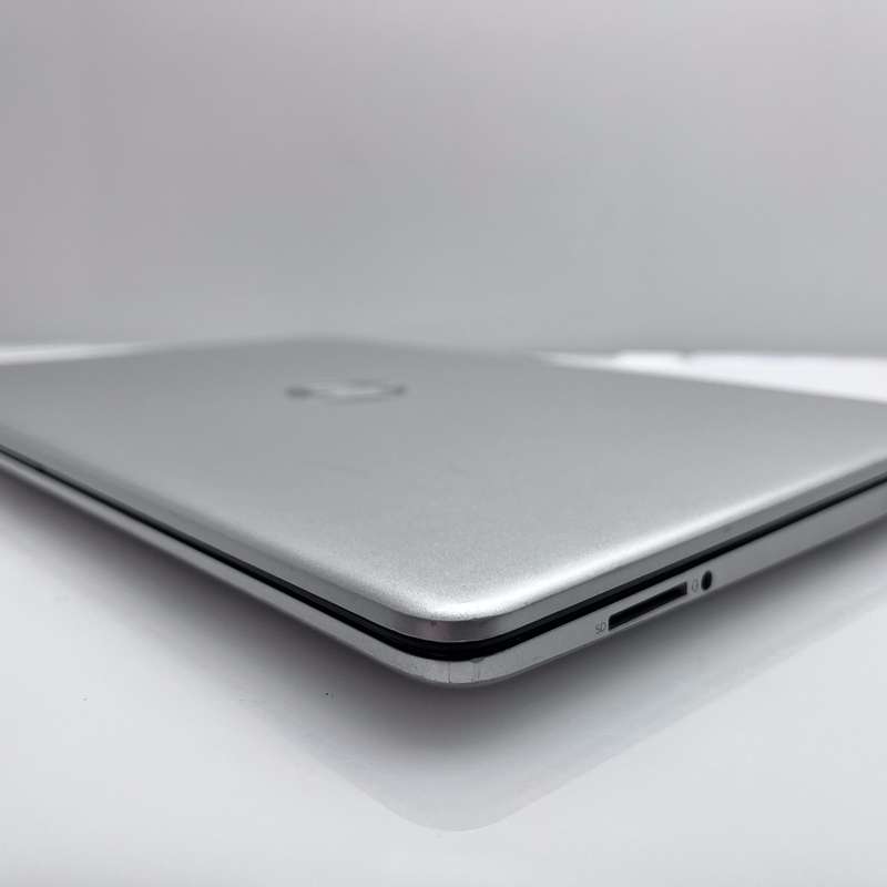 HP-15s-fq4000ni "Core i7" 8GB RAM 256GB SSD - Silver (3 Month Warranty) - Cracked Hinge
