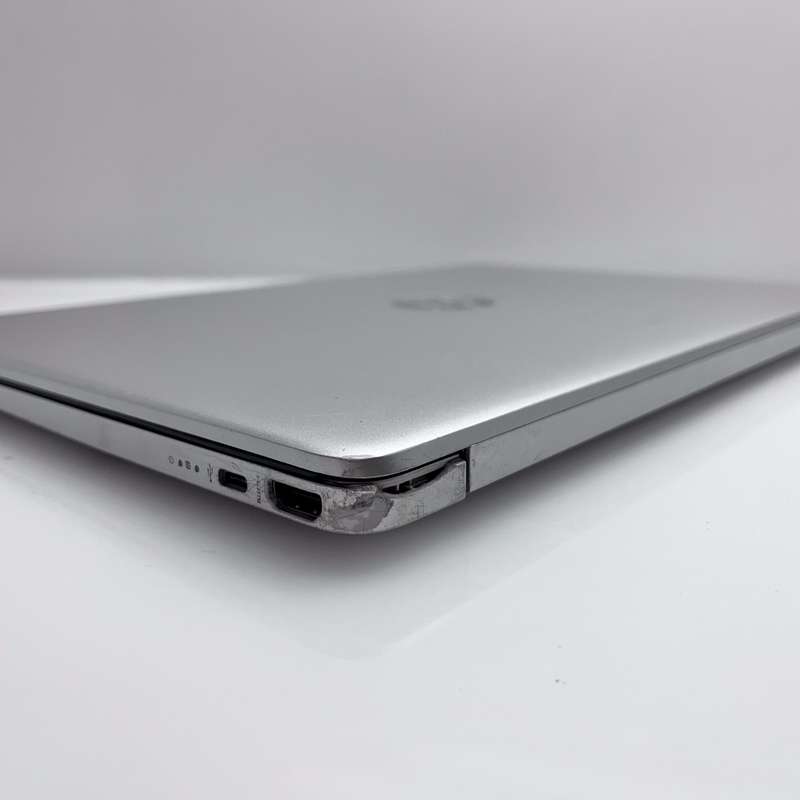 HP-15s-fq4000ni "Core i7" 8GB RAM 256GB SSD - Silver (3 Month Warranty) - Cracked Hinge