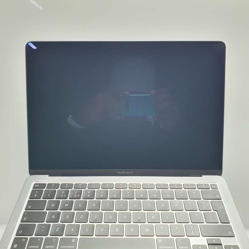 Apple MacBook Air 13-inch M1 8 CPU/7 GPU (2020) 8GB RAM 256GB SSD Space Gray (12 Month Warr...