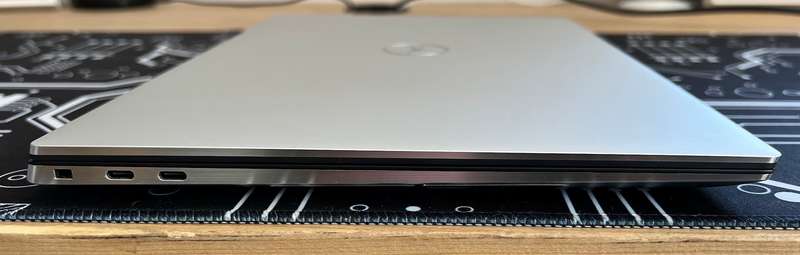 Dell XPS 9500 15.6-inch | 2.5GHz 6-Core i7-10750H | 32GB RAM | 1TB SSD | NVIDIA GeForce GTX 165...