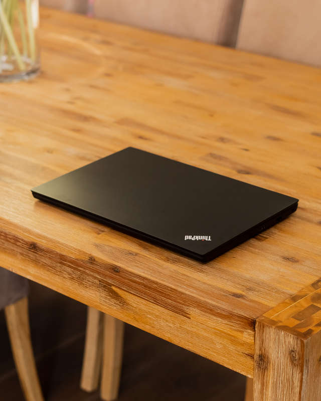 Lenovo ThinkPad E15 Gen 1 | 15.6-inch | Intel i5-10210U | 16GB RAM | 512GB | Black - Pre Owned