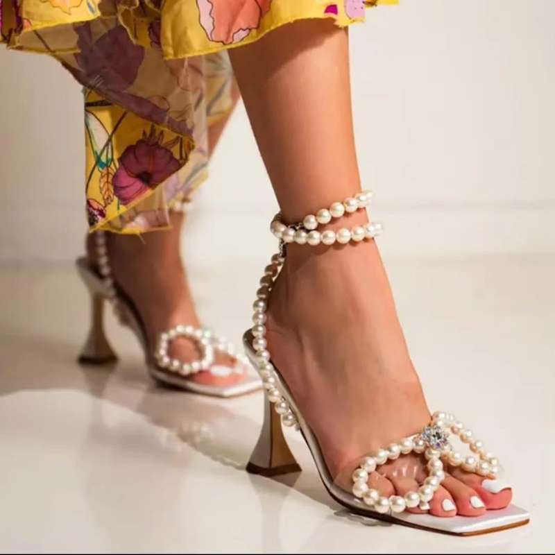 Vintage Pearls Short Heels