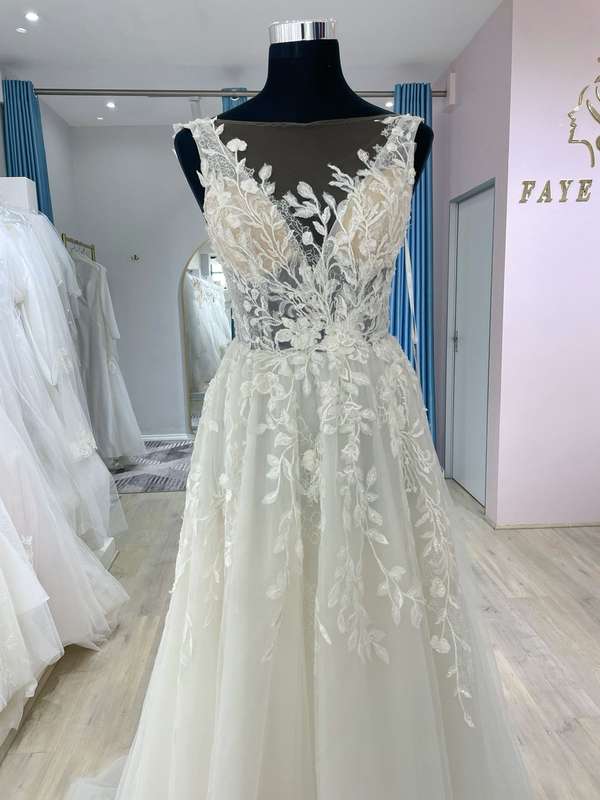 (Rental) Rosetta, Empire tulle wedding dress.