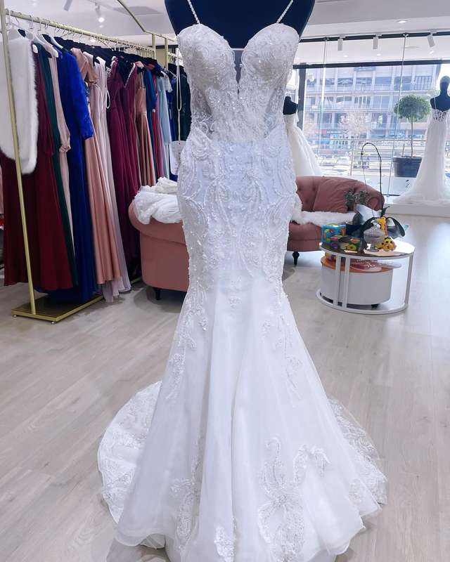 (RENTAL) LIA, thin strap lace detailed mermaid wedding dress.