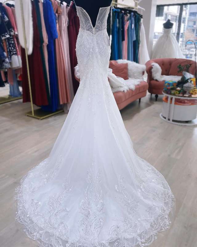 (RENTAL) LIA, thin strap lace detailed mermaid wedding dress.