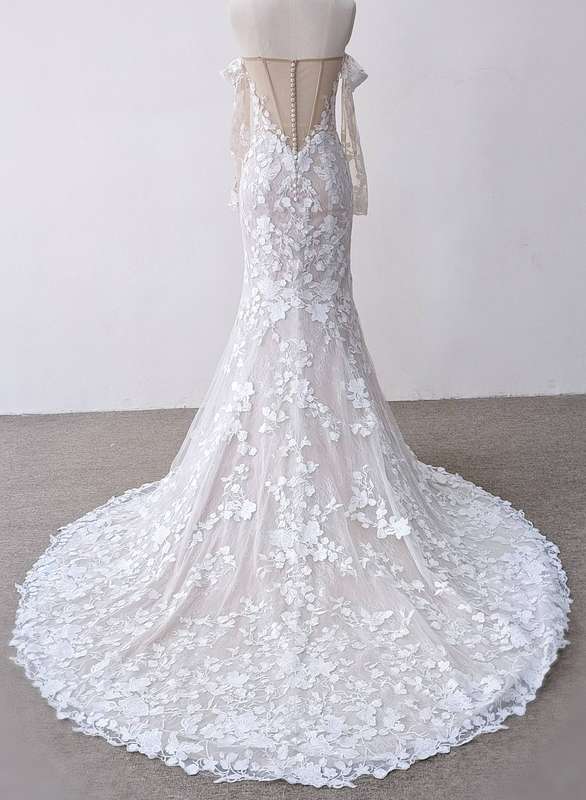 (RENTAL) Melody, Boob-tube long sleeve lace detailed mermaid wedding dress.