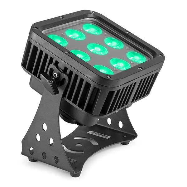 BEAMZPRO STARCOLOR72 LED FLOOD LIGHT IP65 9x 8W RGBW