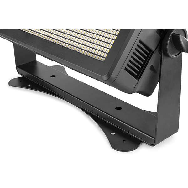 BEAMZPRO BS1500W LED STROBOSCOPE IP65 1320x 1W CW
