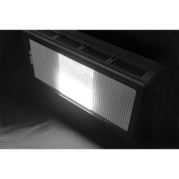 BEAMZPRO BS1500W LED STROBOSCOPE IP65 1320x 1W CW