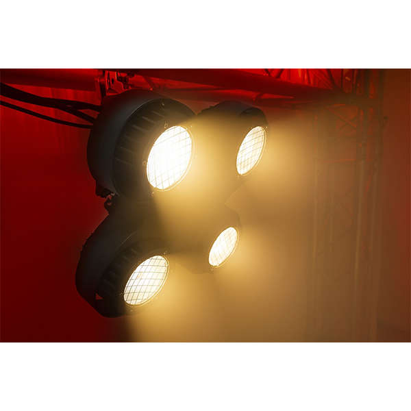 BEAMZPRO SB400IP LED STAGE BLINDER IP65 4x 100W WW