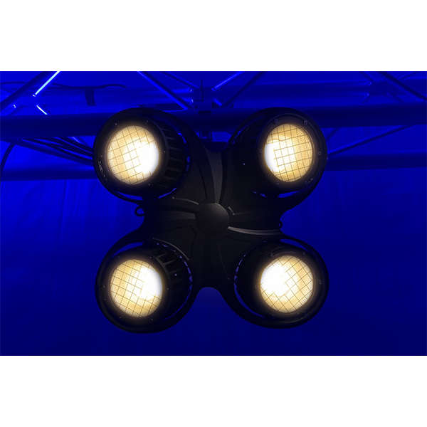 BEAMZPRO SB400IP LED STAGE BLINDER IP65 4x 100W WW