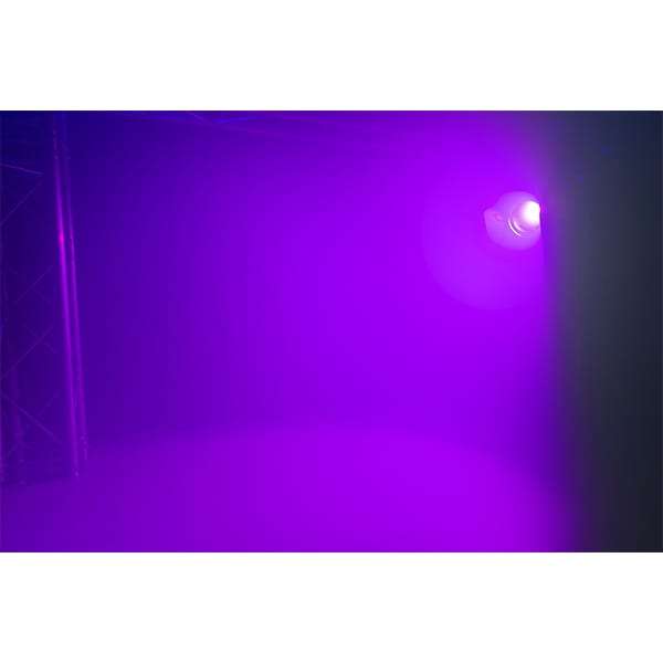 BEAMZPRO BTF200CZ LED FRESNEL ZOOM IP20 1x 200W RGBW
