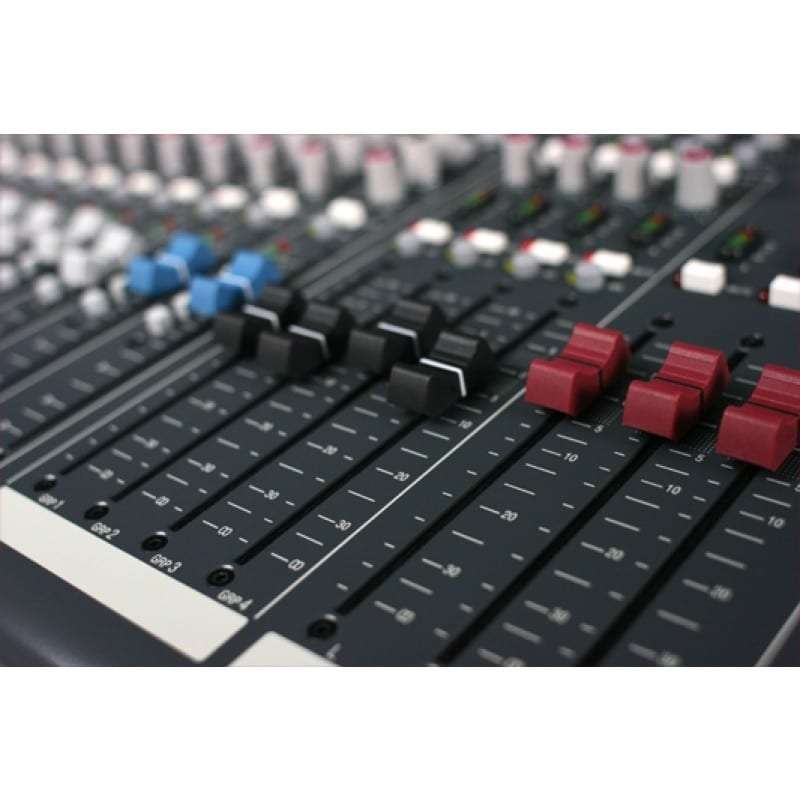 Allen & Heath ZED2842