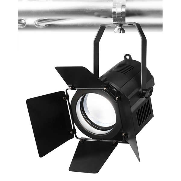 BEAMZPRO BTF440Z LED FRESNEL ZOOM IP20 4x 40W RGBW