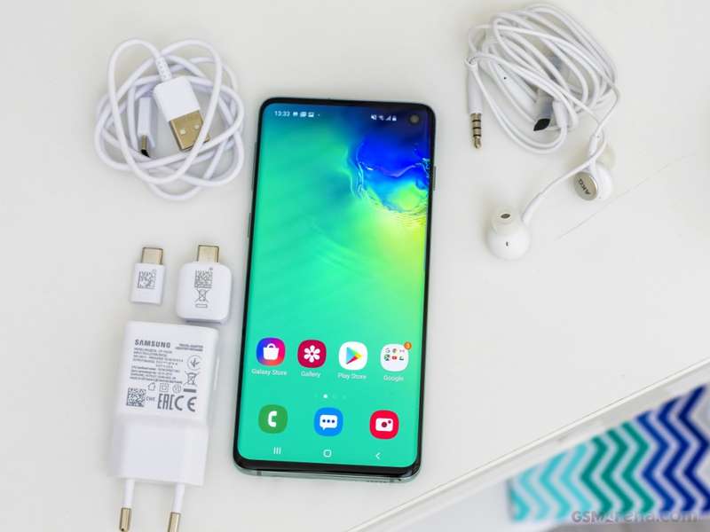 Samsung Galaxy S10 (64GB) - Black - 64GB - Dual