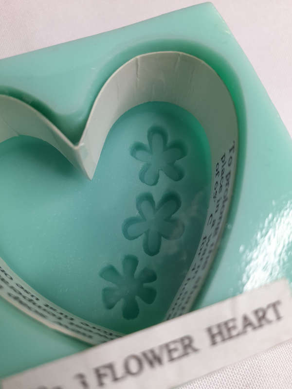 Heart with Flowers Silicone Mould - 83g
