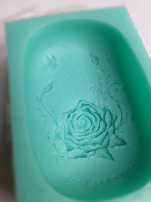 Love Rose Silicone Mould - 60g