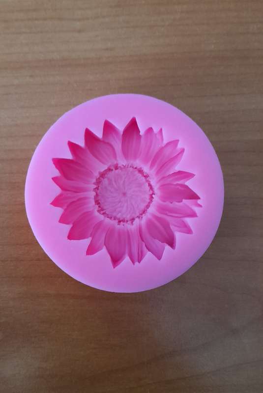 Sunflower Silicone Mould - 5cm