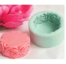4 Cavity Round Rose Mould