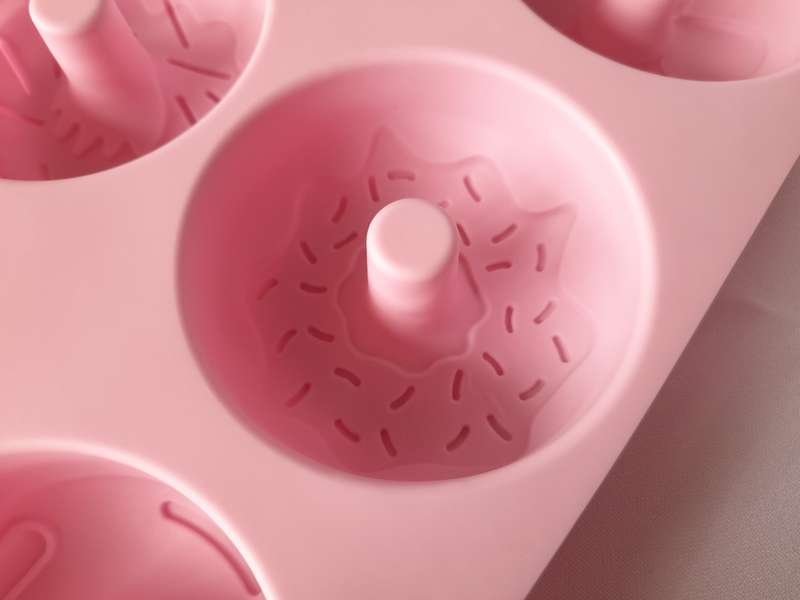 6 Cavity Donut Silicone Mould - Decorated