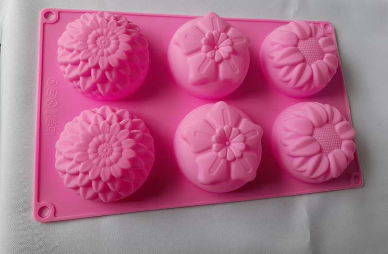 6 Cavity Flower Design Silicone Mould