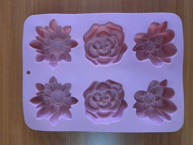 6 Cavity 3D Florals Silicone Mould