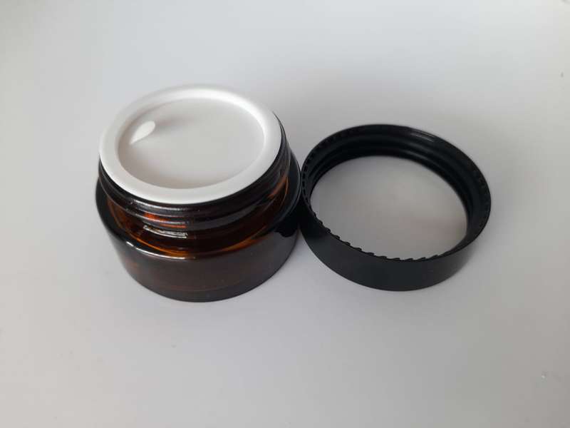 Amber Glass Jar (with Cap and Shive) - 20ml