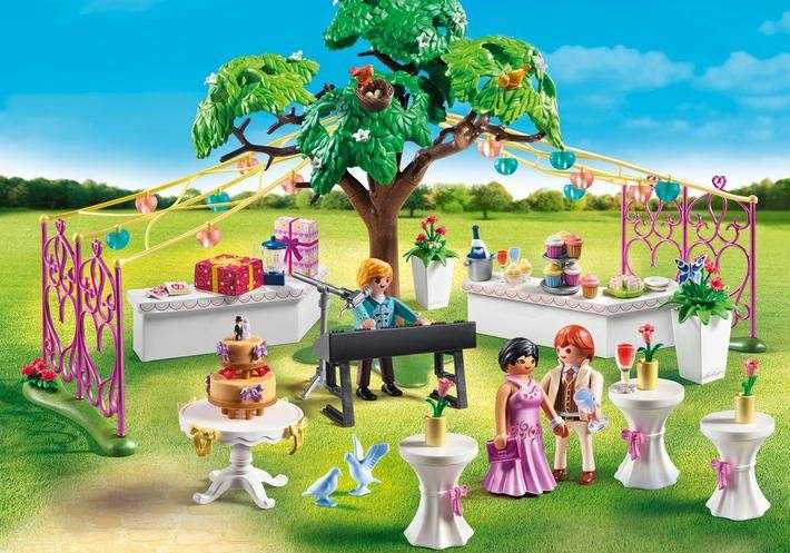 Barbie Extra Doll And Pet - No. 11 with Extra Deluxe