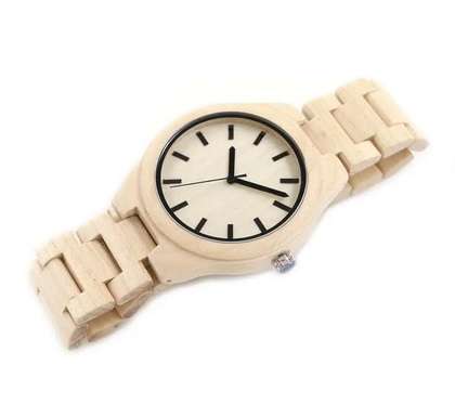 Men's Stunning looking Maple wood watch