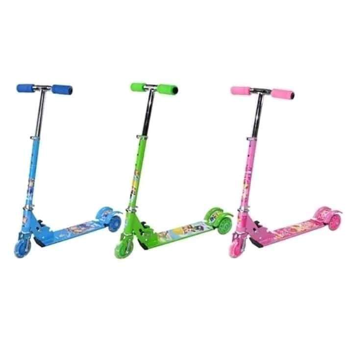 3-Wheel Kick Scooter With LED Wheels