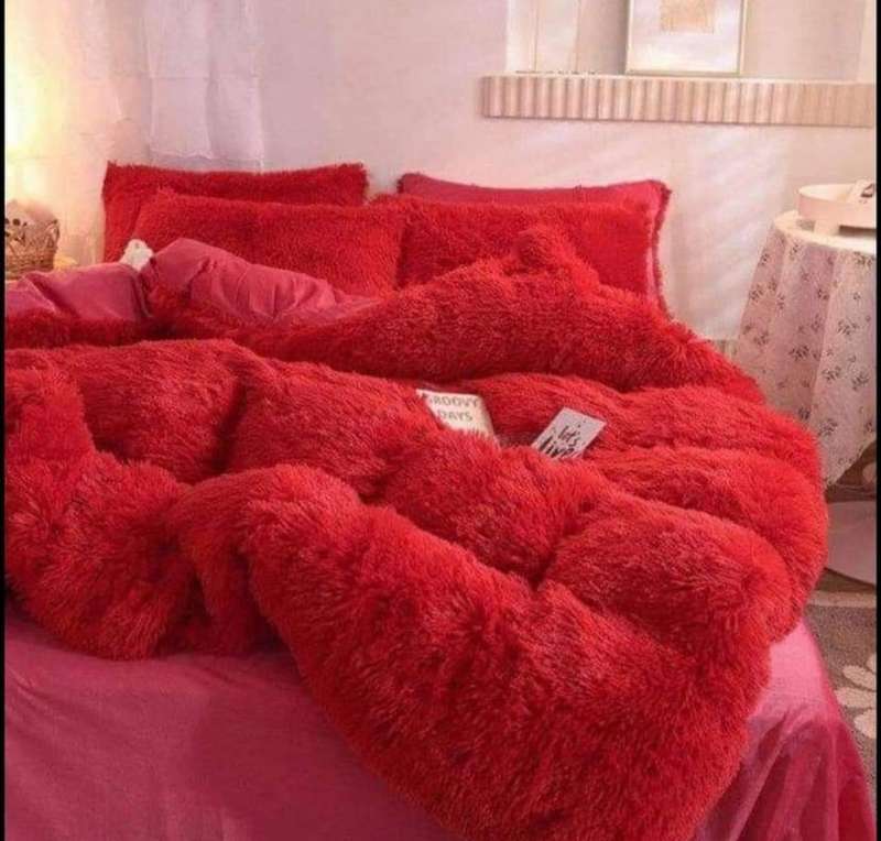 Fluffy Winter Comforter Set