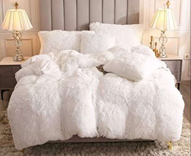 Fluffy Winter Comforter Set