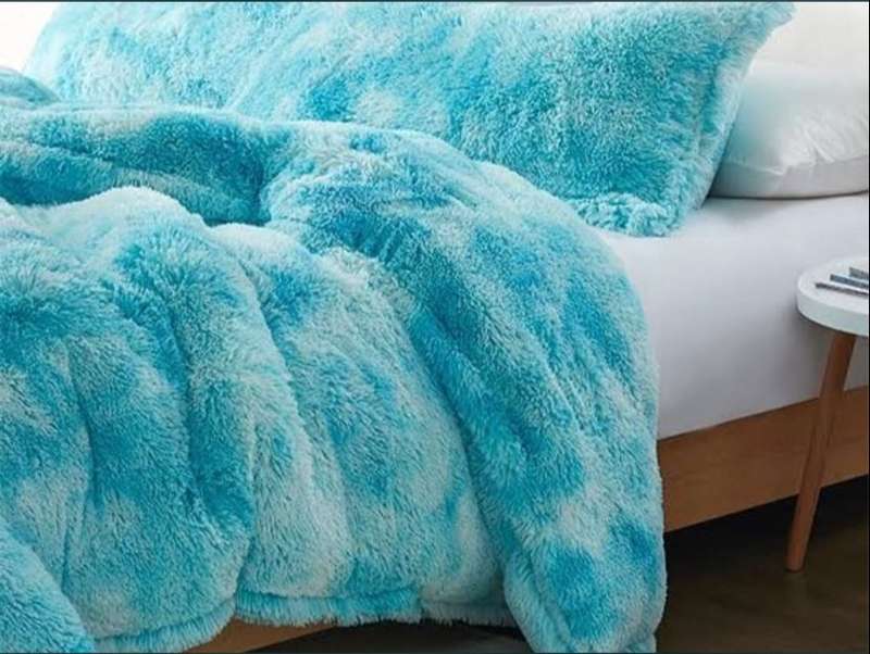 Fluffy Winter Comforter Set