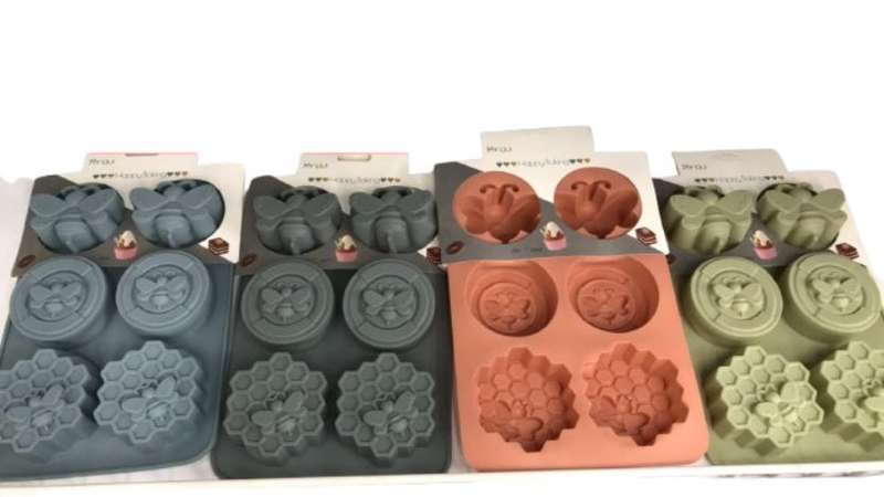 Silicone Bee and hive mold