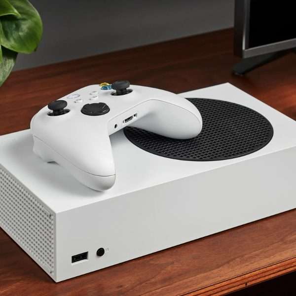 Xbox Series S 512GB Digital Console + Extra Controller