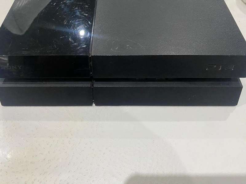 Sony PS4 Console CUH-1004A  For Parts or Repair - PS4 Offers Welcome