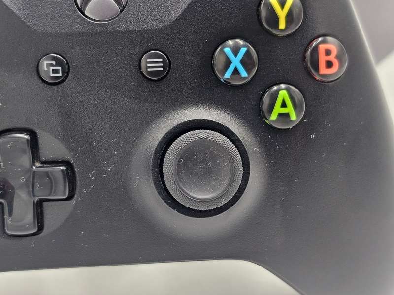 Xbox 1 X 1TB