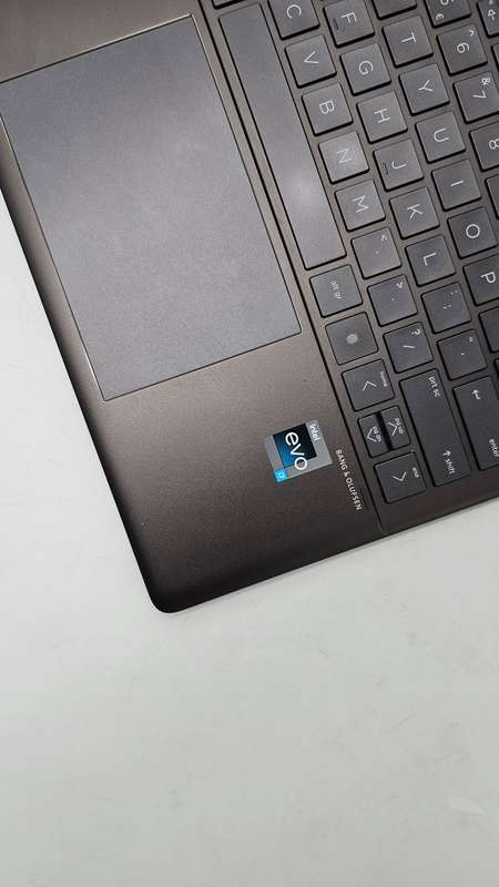 HP SPECTRE X360 i7 12TH GEN 10 CORES WITH INTEL IRIS XE GRAPHICS