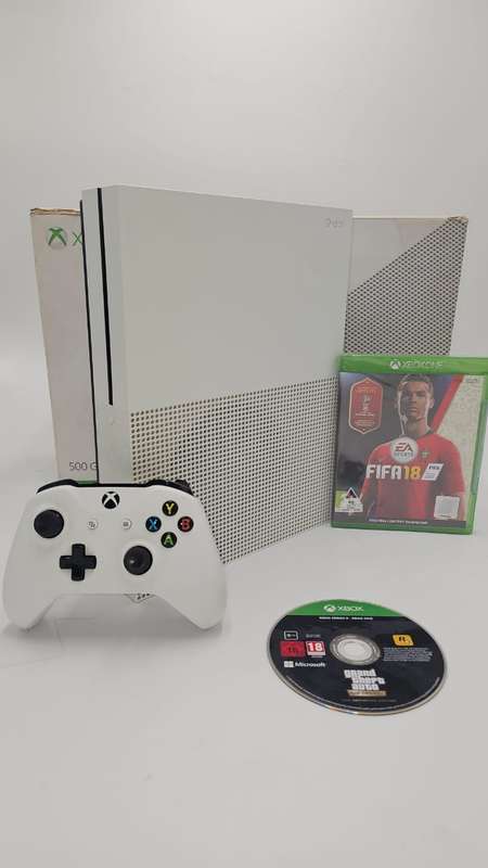 Xbox 1 S edition 500GB + controller