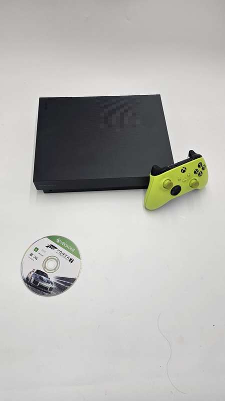 Xbox One X 1TB (Project Scorpio Edition) console