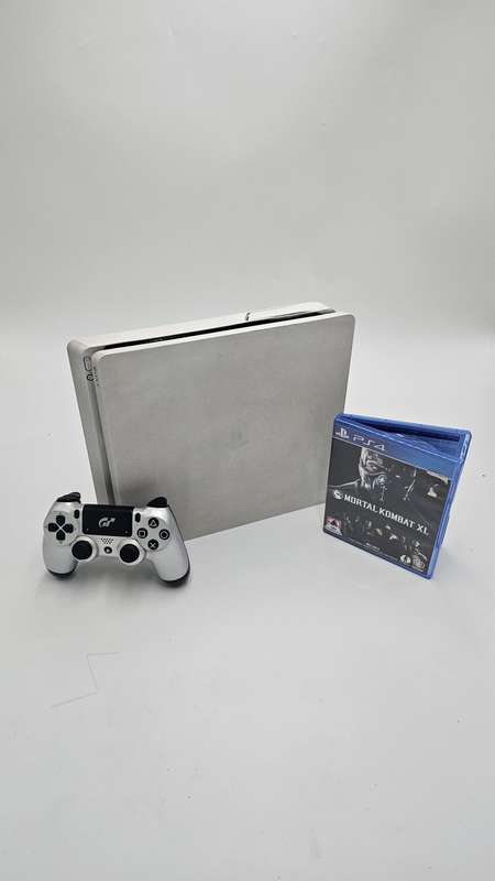 Playstation 4 slim limited edition 500GB combo