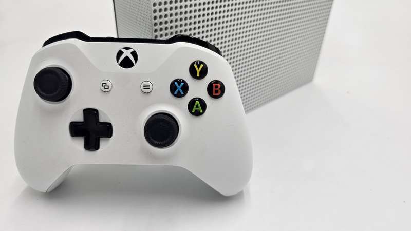 Xbox 1s 500GB SUPER CLEAN