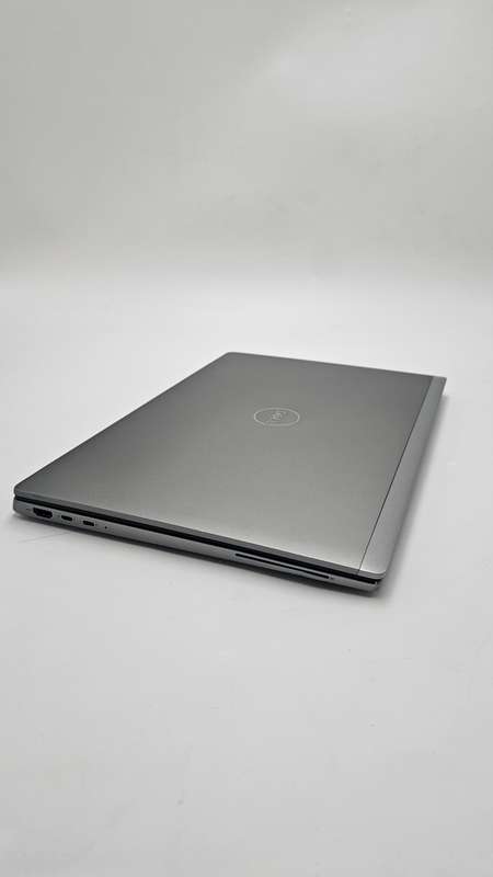 Dell 7640 workstation i7 13th Gen