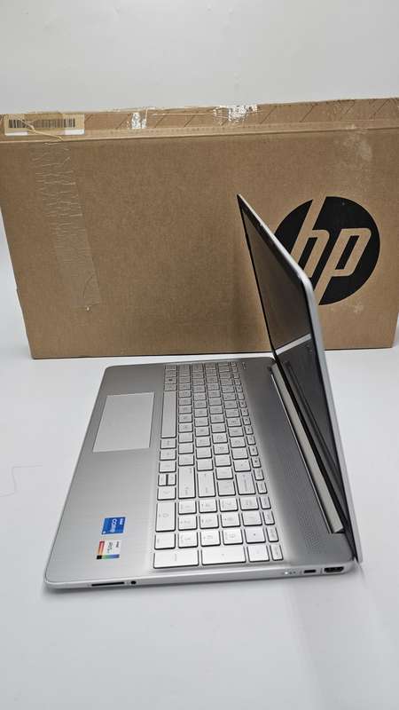 HP 15 i5 12th gen WITH INTEL IRIS GRAPHICS