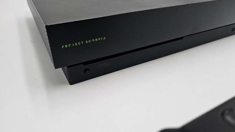 Xbox One X 1TB (Project Scorpio Edition)