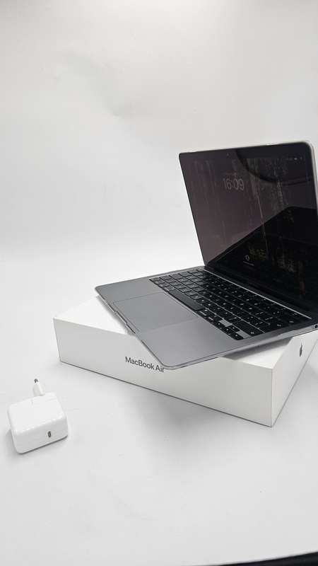 Apple MacBook Air 13" Space Grey