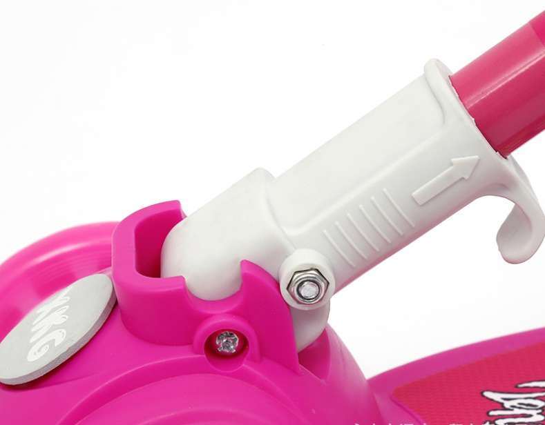 Height Adjustable Kids Scooter With Colourful Light-flashing Wheels.