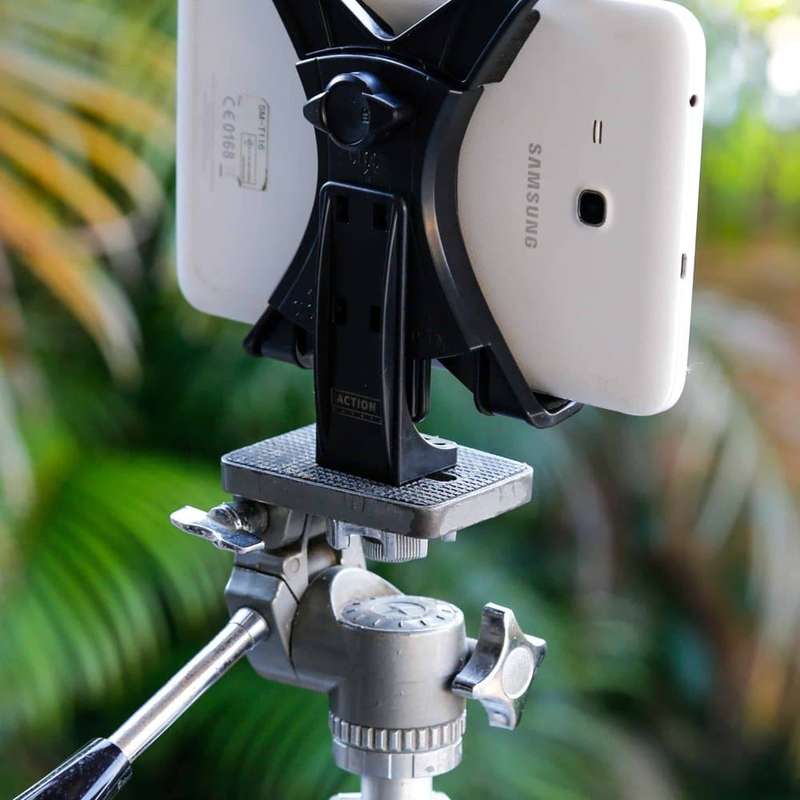 Action Mounts iPad/Samsung tablet video universal tripod mount + adapter
