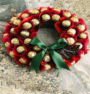 Wondrous Festive Wreath