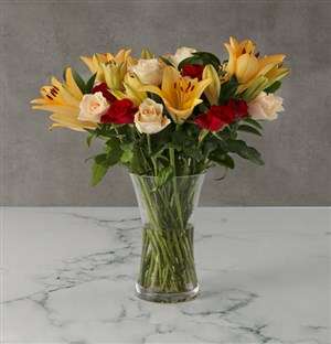Sunset Lily and Rose Bouquet